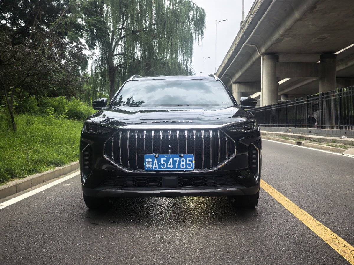 Jetour X70 PLUS 2023 #2 Jetour X70 PLUS 2023 car image #2