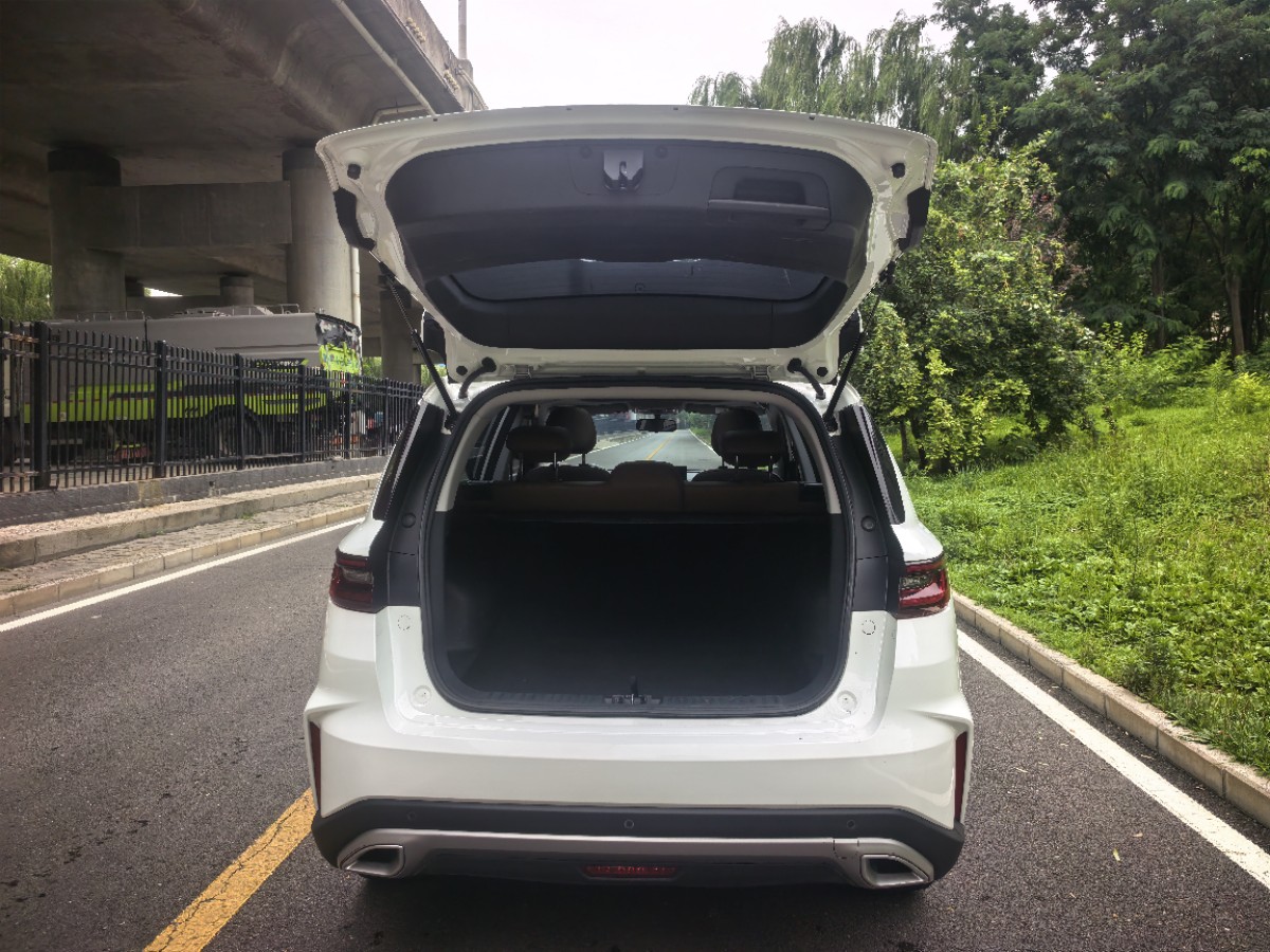 GEELY Vision X6 2023 #5 GEELY Vision X6 2023 car image #5