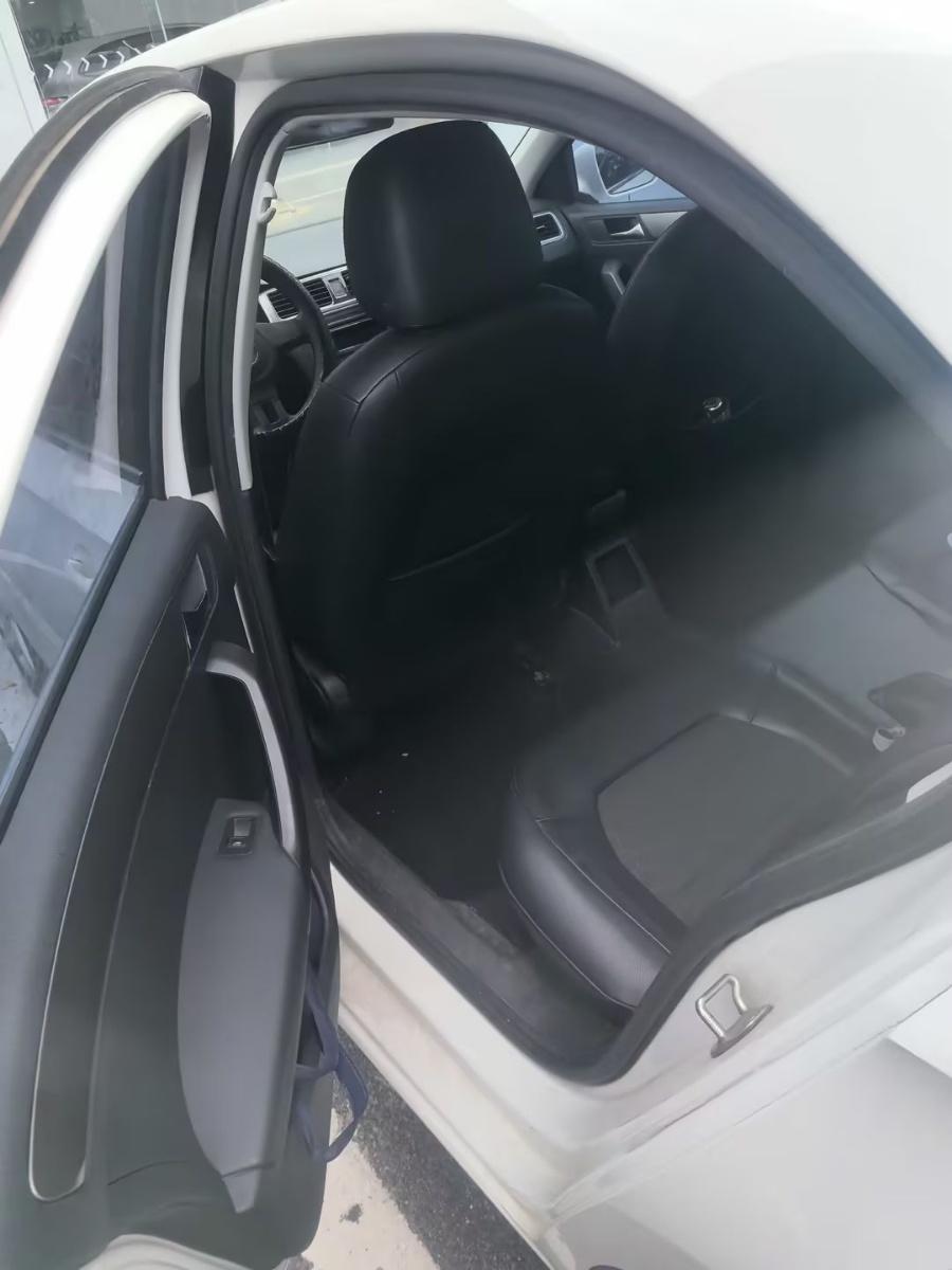 Volkswagen Santana 2015 immagine di auto #4