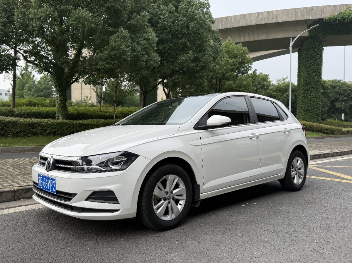 Volkswagen Polo 2020 car image 