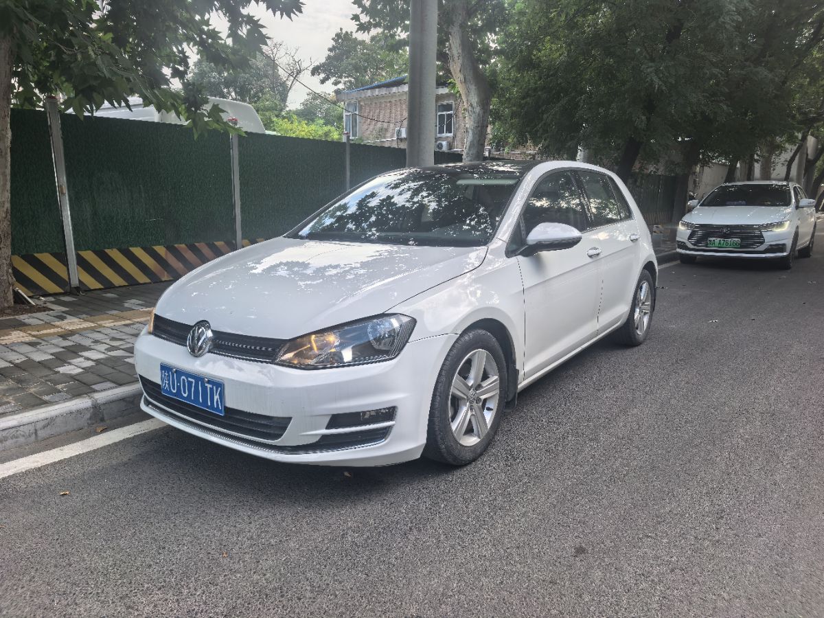 Volkswagen Golf 2016 Volkswagen Golf 2016 car image