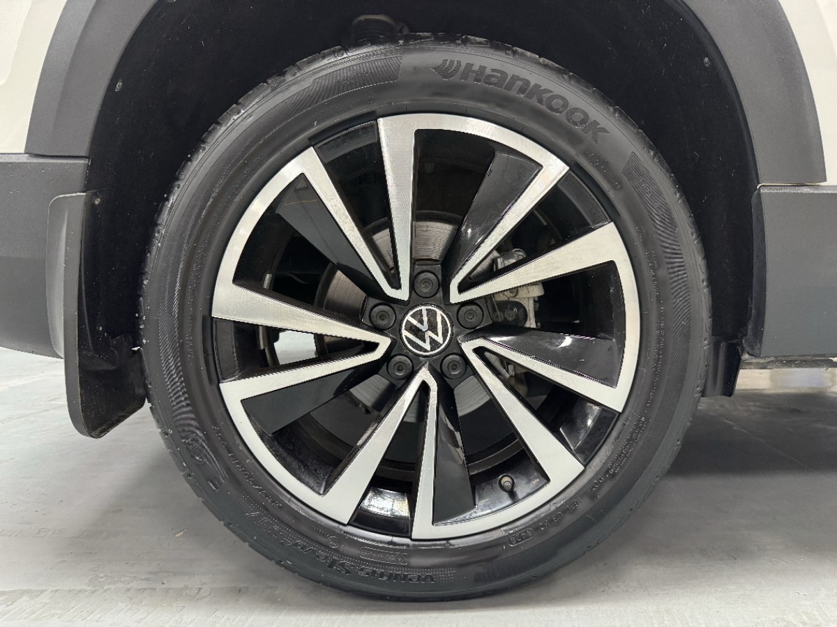 Volkswagen Tharu 2022 car image #19
