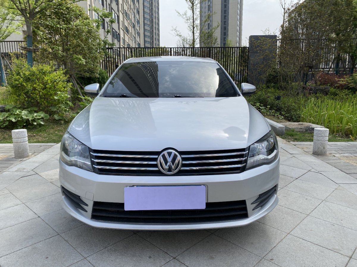 Volkswagen Bora 2013 car image #4