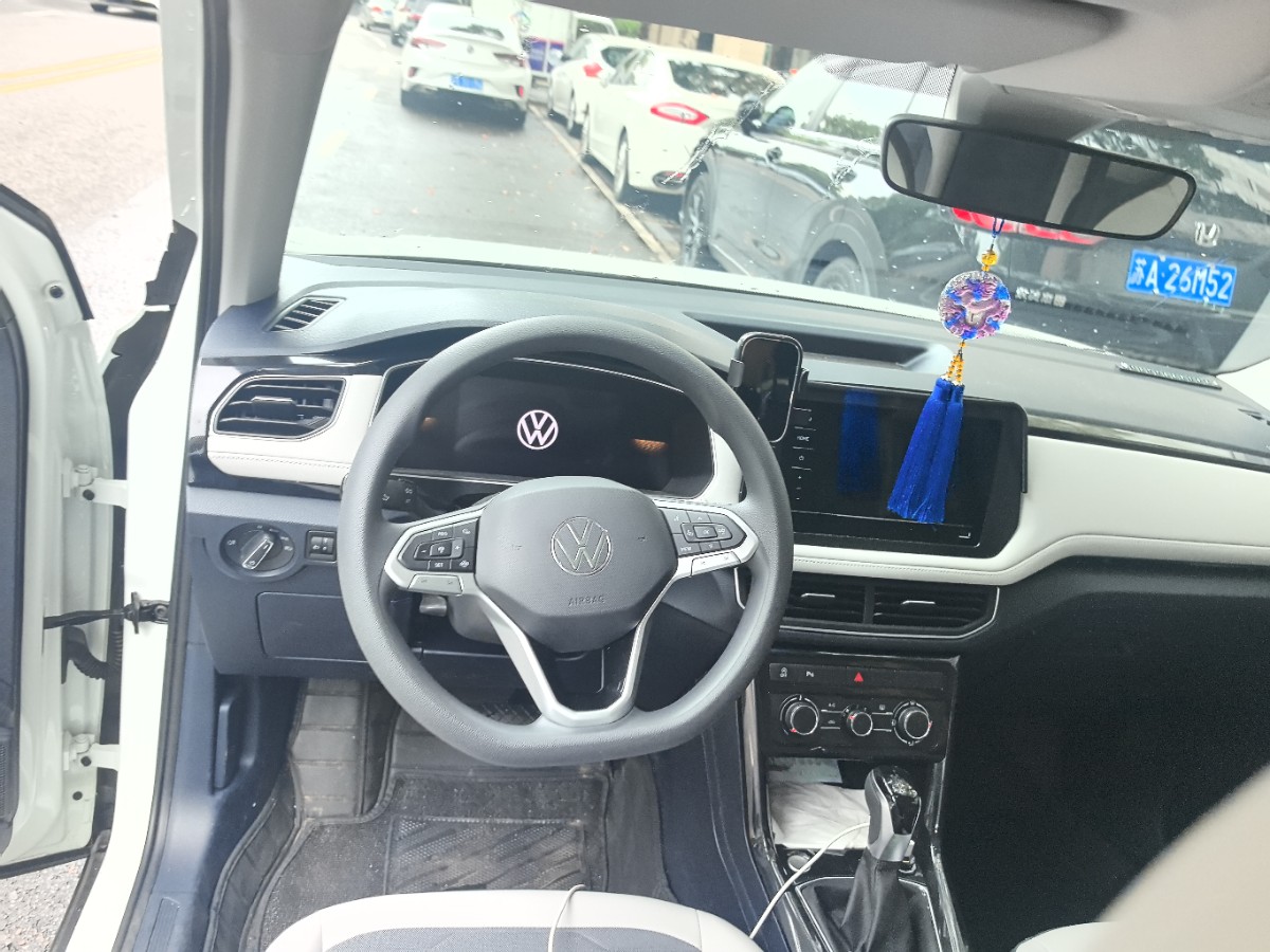 Volkswagen Tharu 2026 #8 Volkswagen Tharu 2026 car image #8