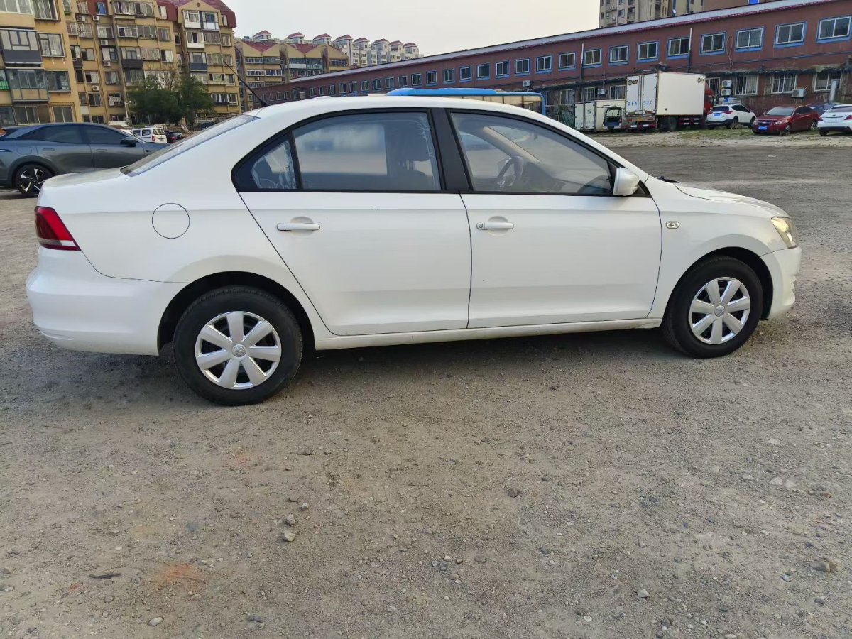 Volkswagen Santana 2015 car image #6