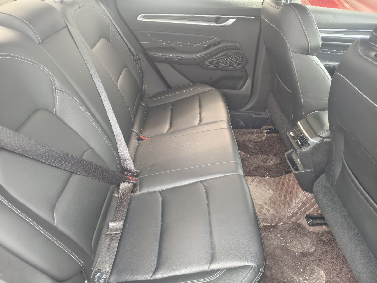 GEELY Emgrand 2024 car image #9