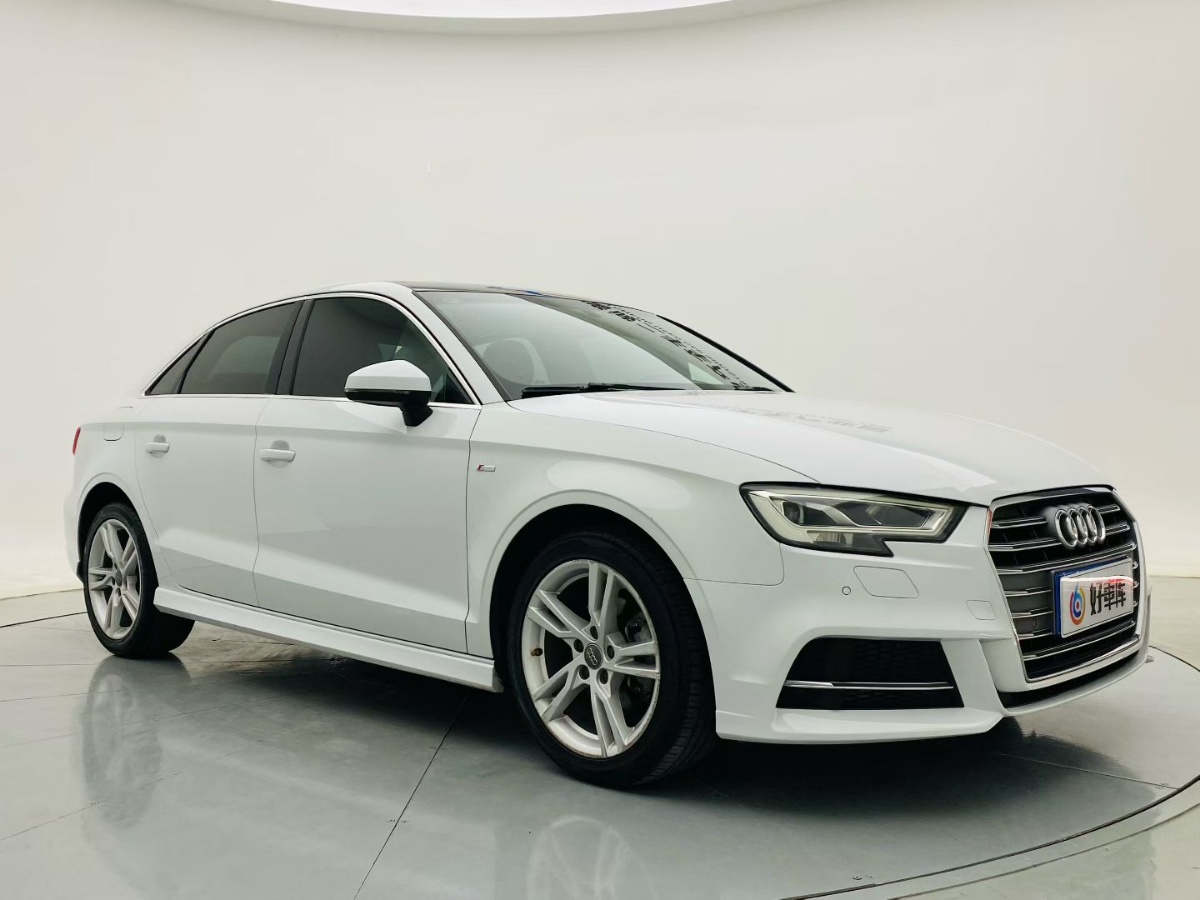 Audi A3 2020 car image #3