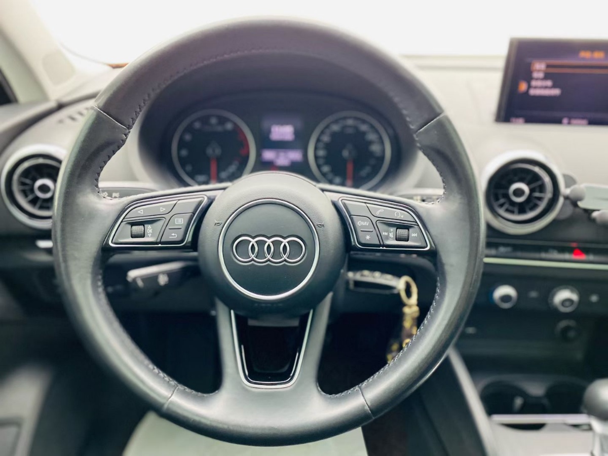 Audi A3 2020 car image #9