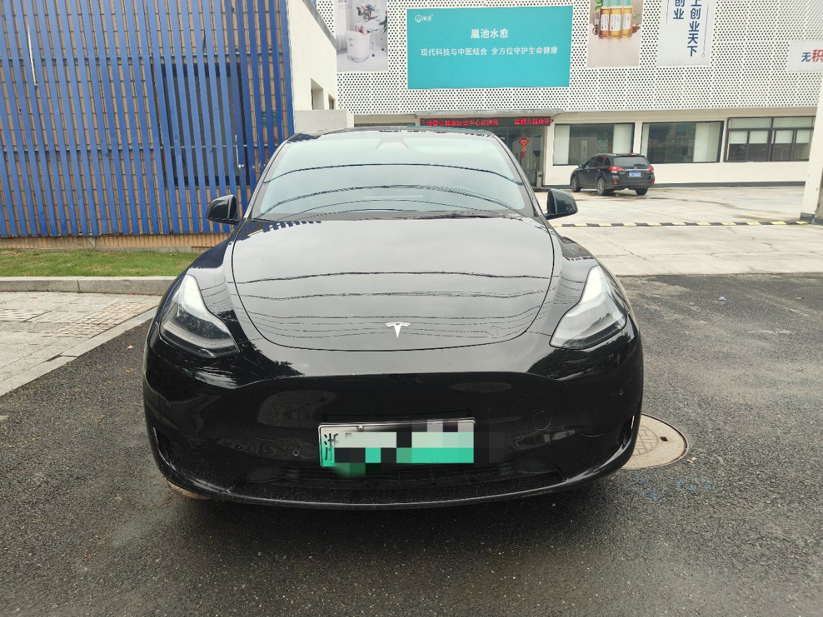 Tesla Model Y 2022 #2 Tesla Model Y 2022 car image #2