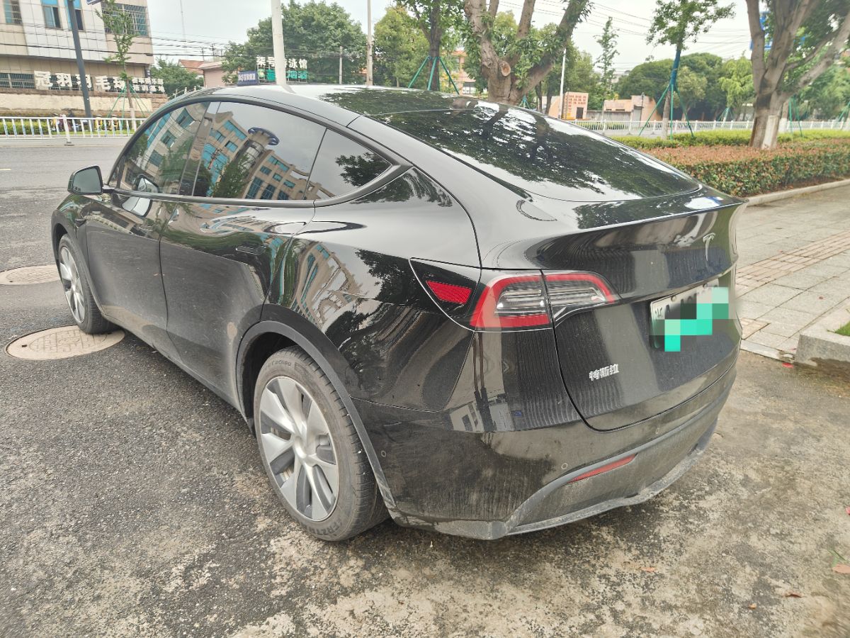 Tesla Model Y 2022 #8 Tesla Model Y 2022 car image #8