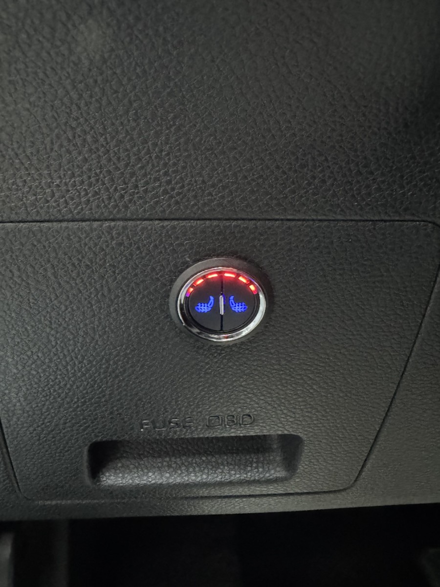 Kia Seltos 2023 car image #16
