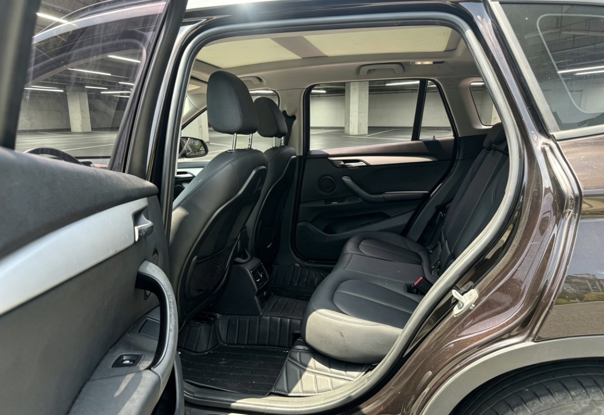 BMW X1 2018 #8 BMW X1 2018 car image #8