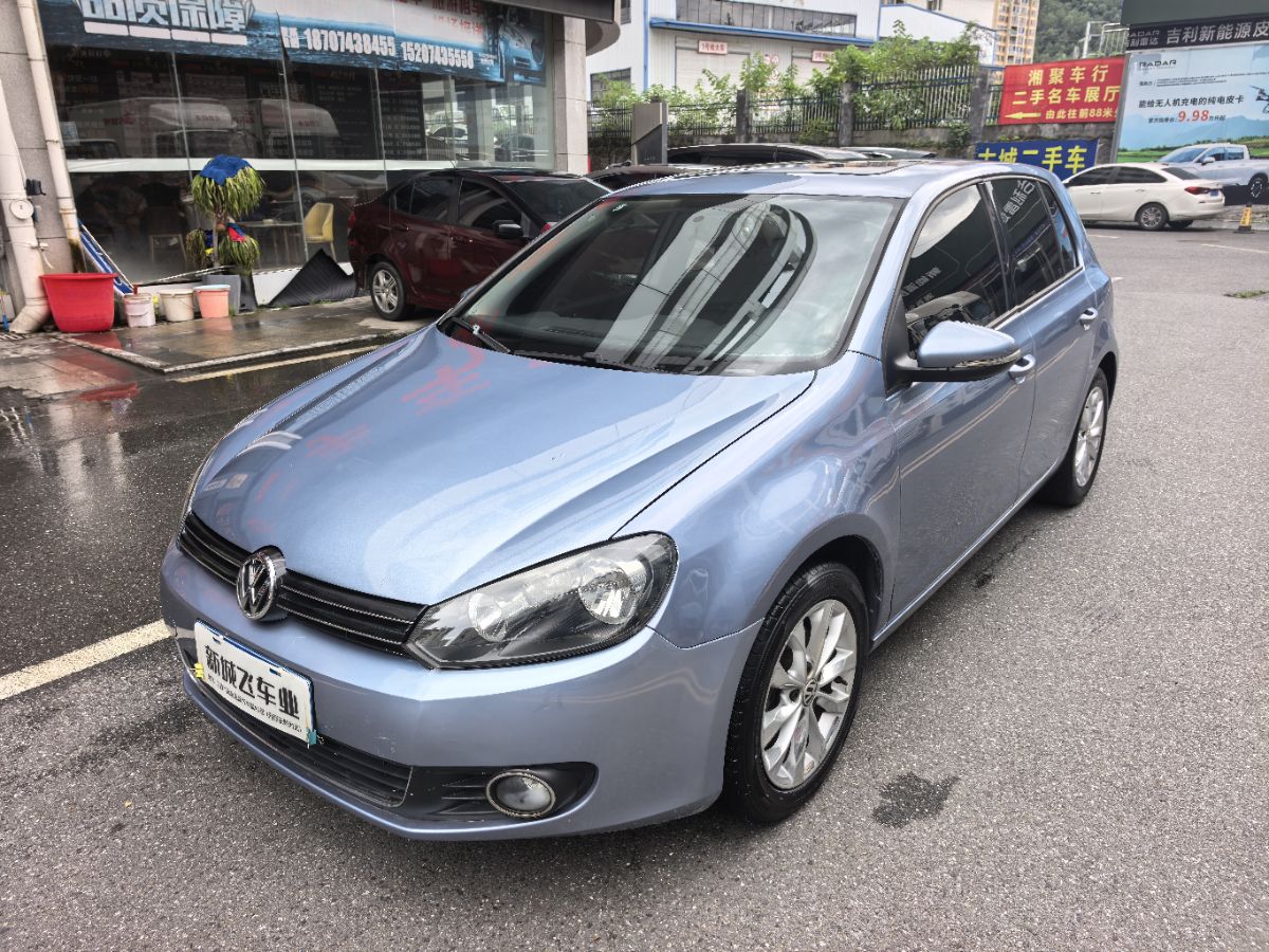 Volkswagen Golf 2013 car image 