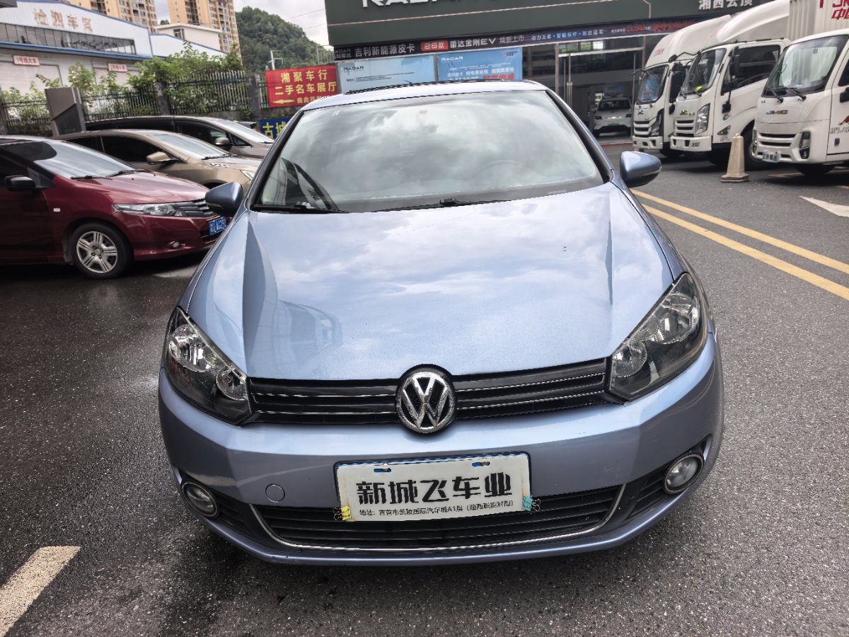 Volkswagen Golf 2013 car image #2
