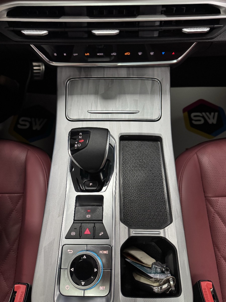 Jetour X70 PLUS 2023 #13 Jetour X70 PLUS 2023 car image #13