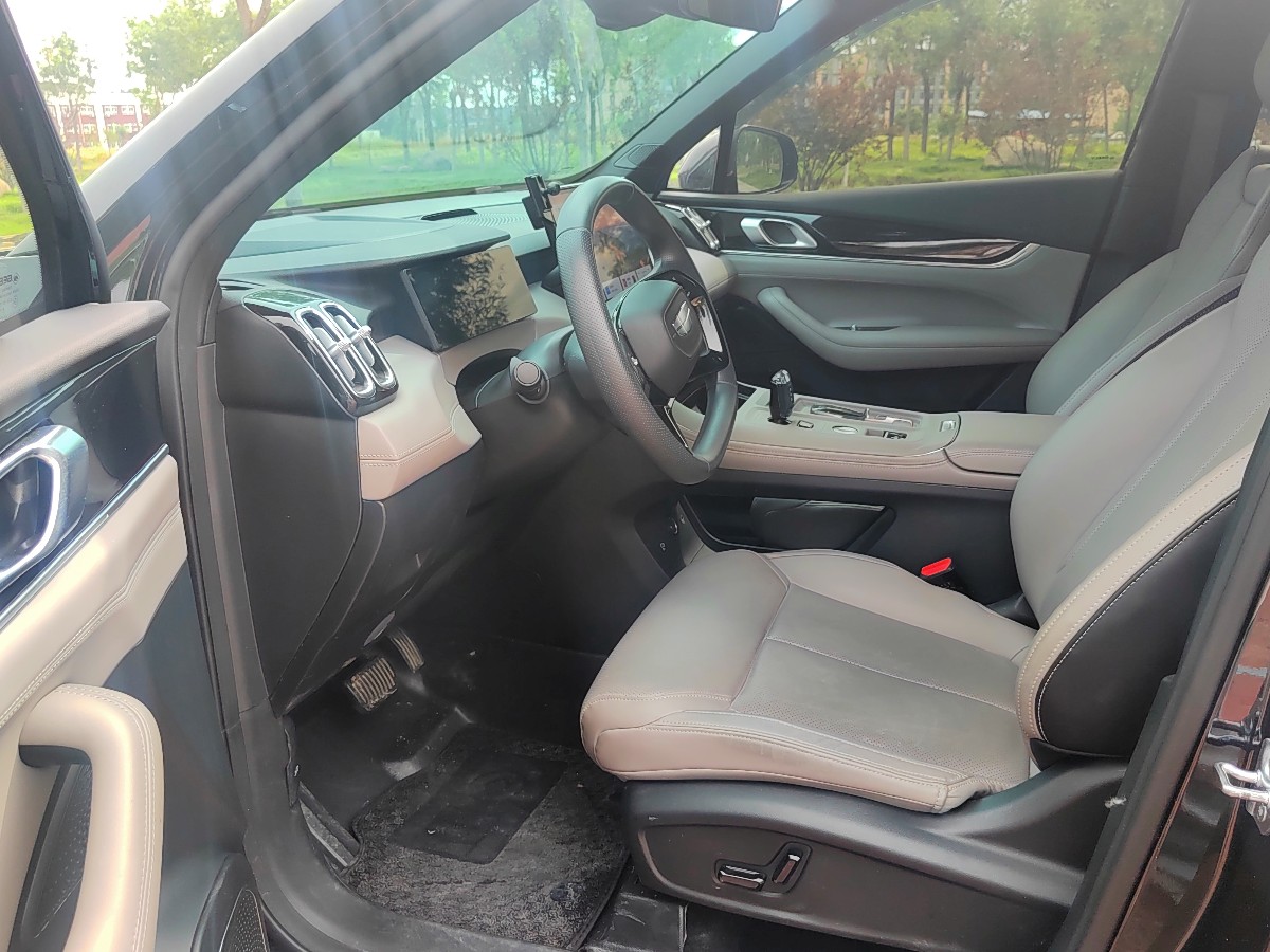GEELY Boyue L 2025 car image #6