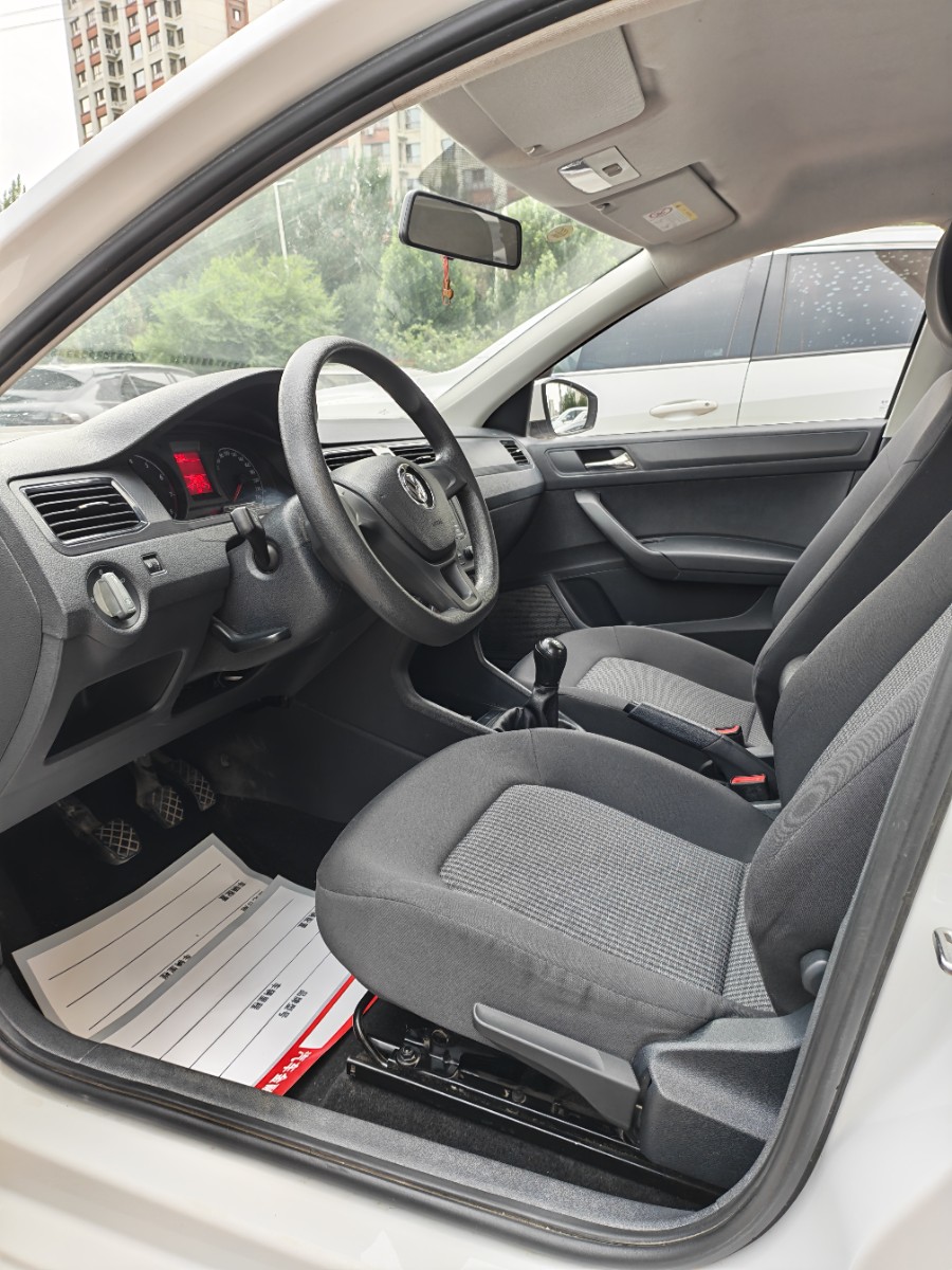 Volkswagen Santana 2021 car image #7