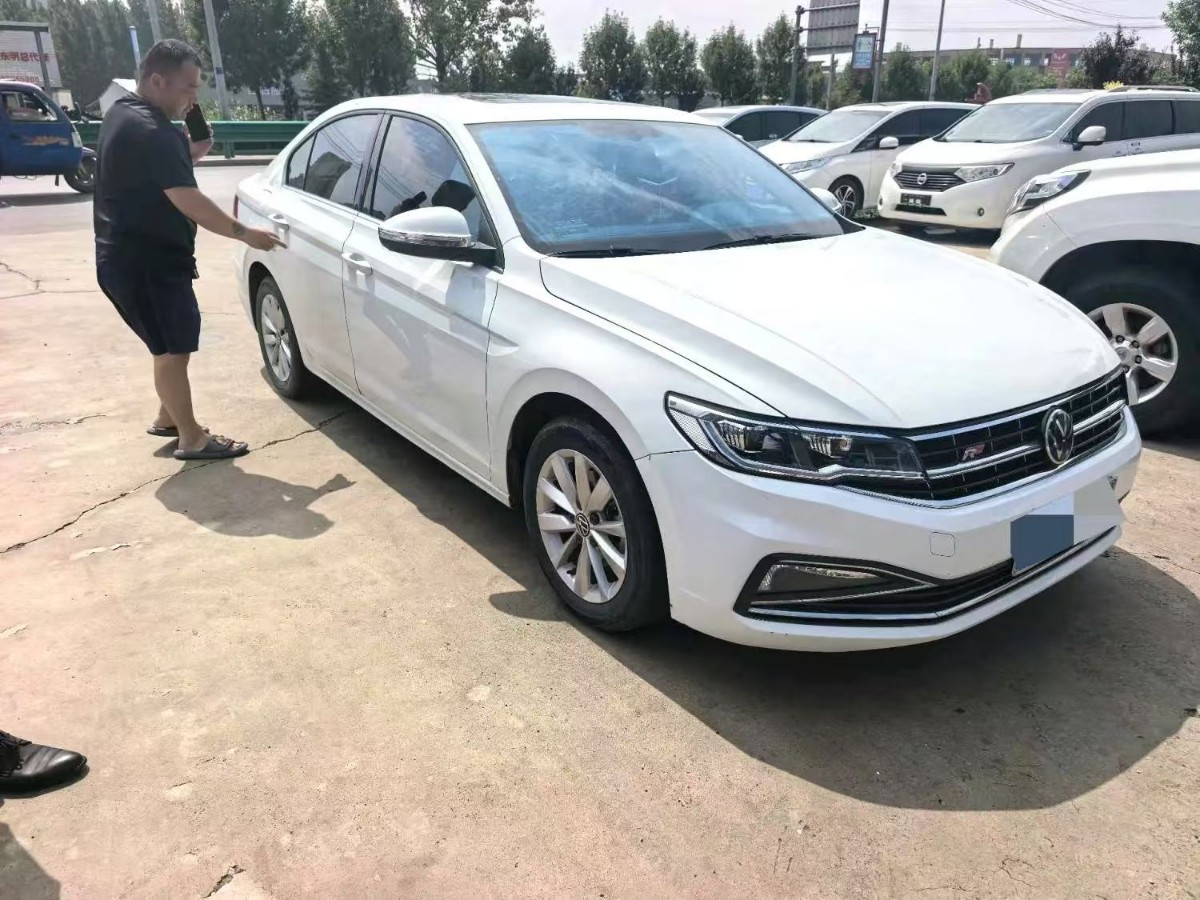Volkswagen Bora 2021 car image #2