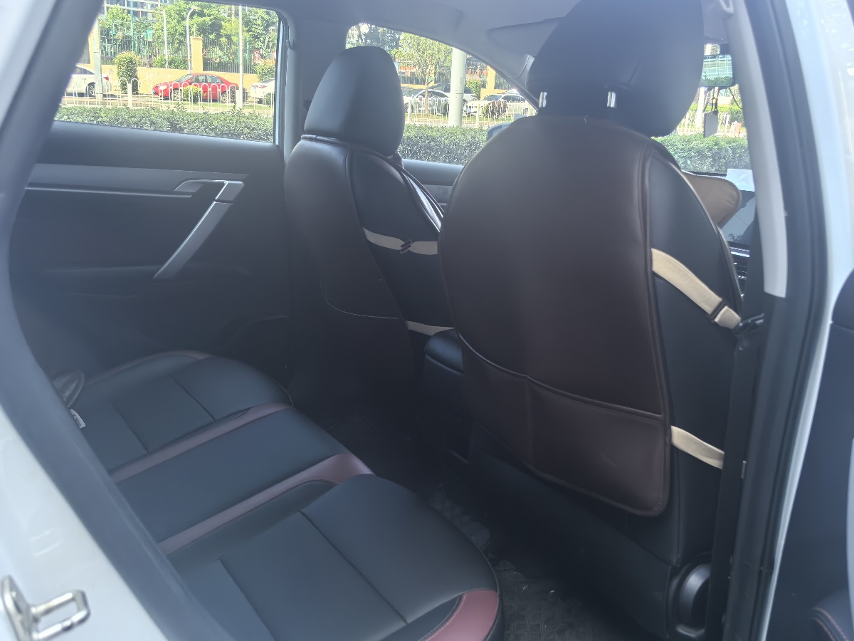 GEELY Coolray 2022 #3 GEELY Coolray 2022 car image #3