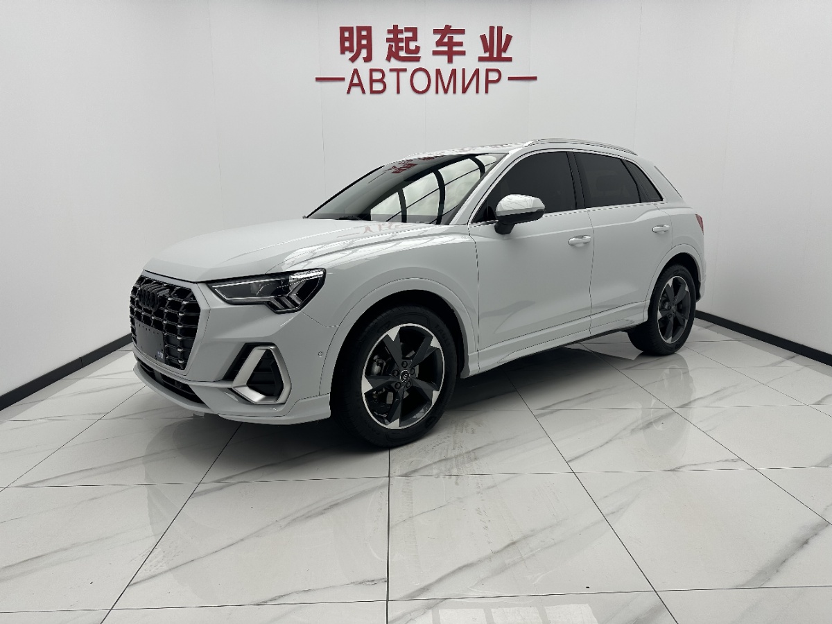Audi Q3 2023 Audi Q3 2023 car image