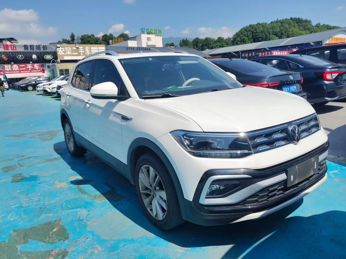 Volkswagen T-Cross 2021 car image #8