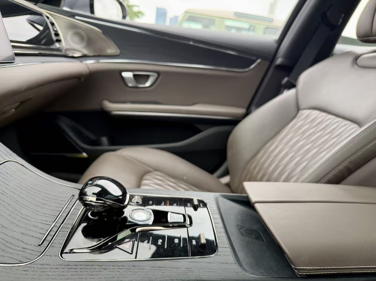 BYD Han 2021 car image #13