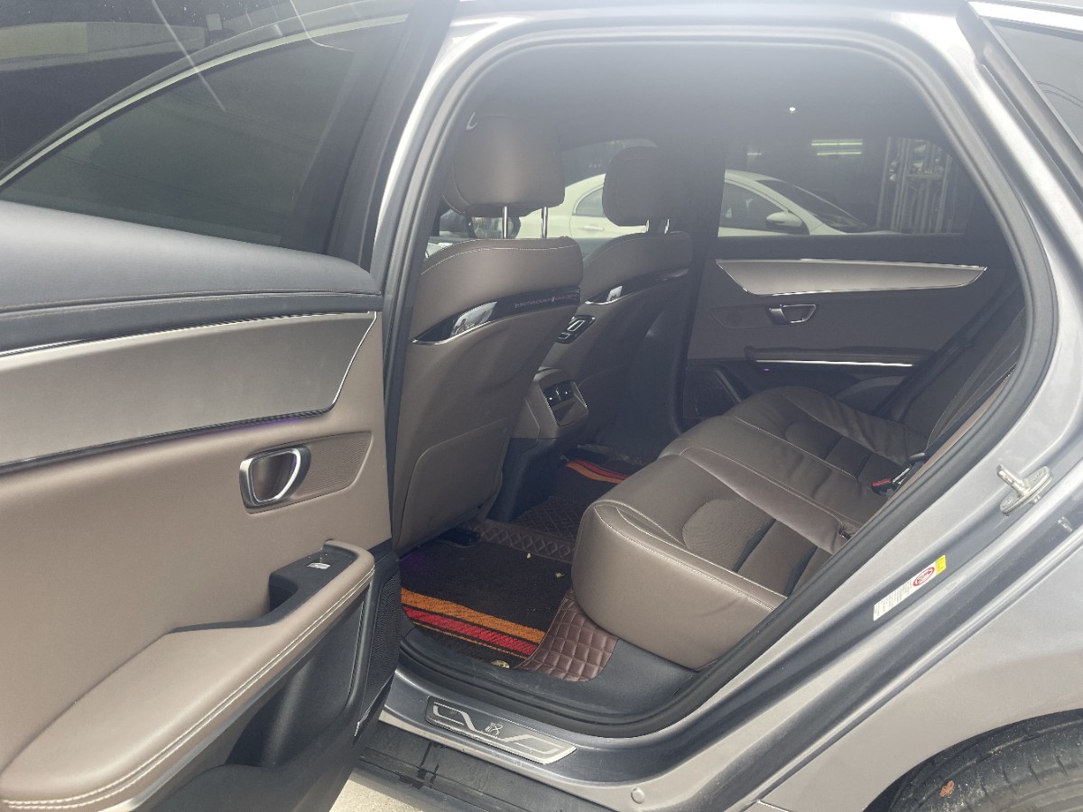 BYD Han 2022 car image #9