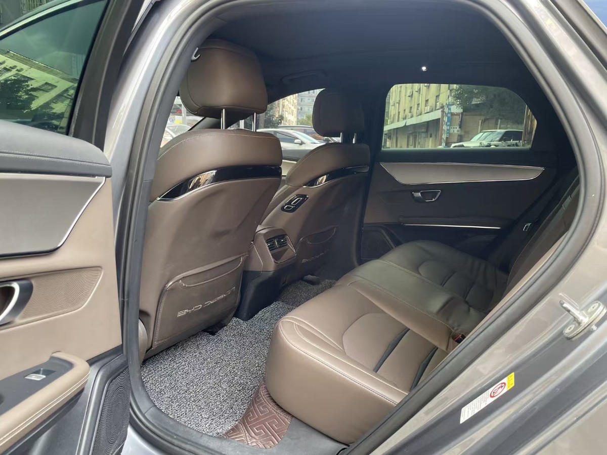 BYD Han 2022 car image #8