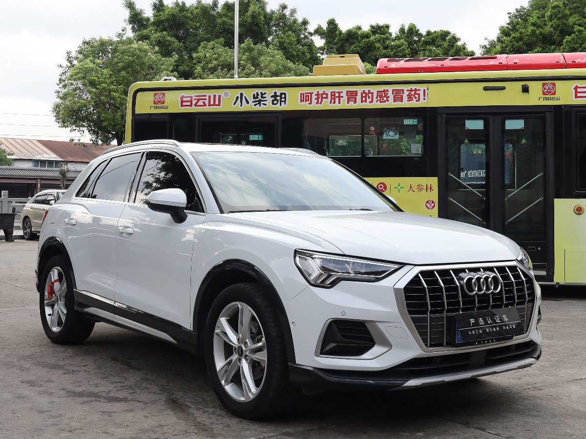 Audi Q3 2022 #3 Audi Q3 2022 car image #3