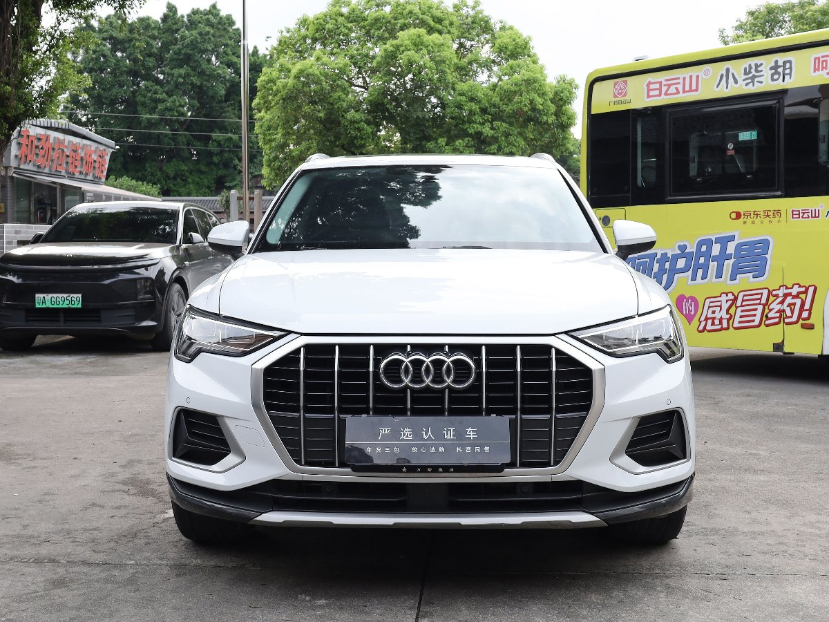 Audi Q3 2022 #2 Audi Q3 2022 car image #2
