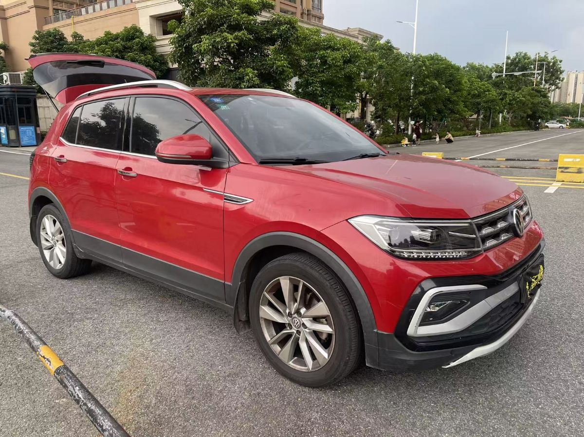 Volkswagen T-Cross 2019 car image #3
