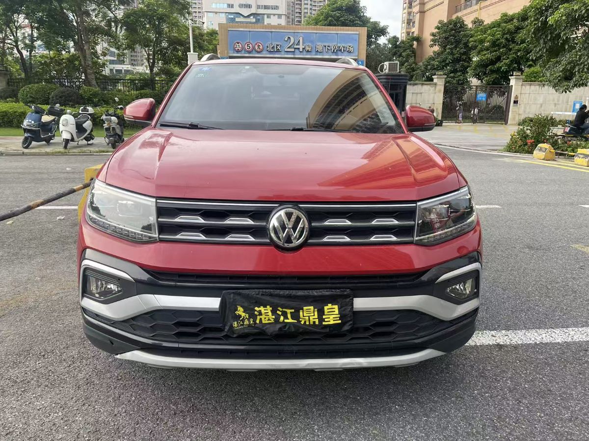 Volkswagen T-Cross 2019 car image #2