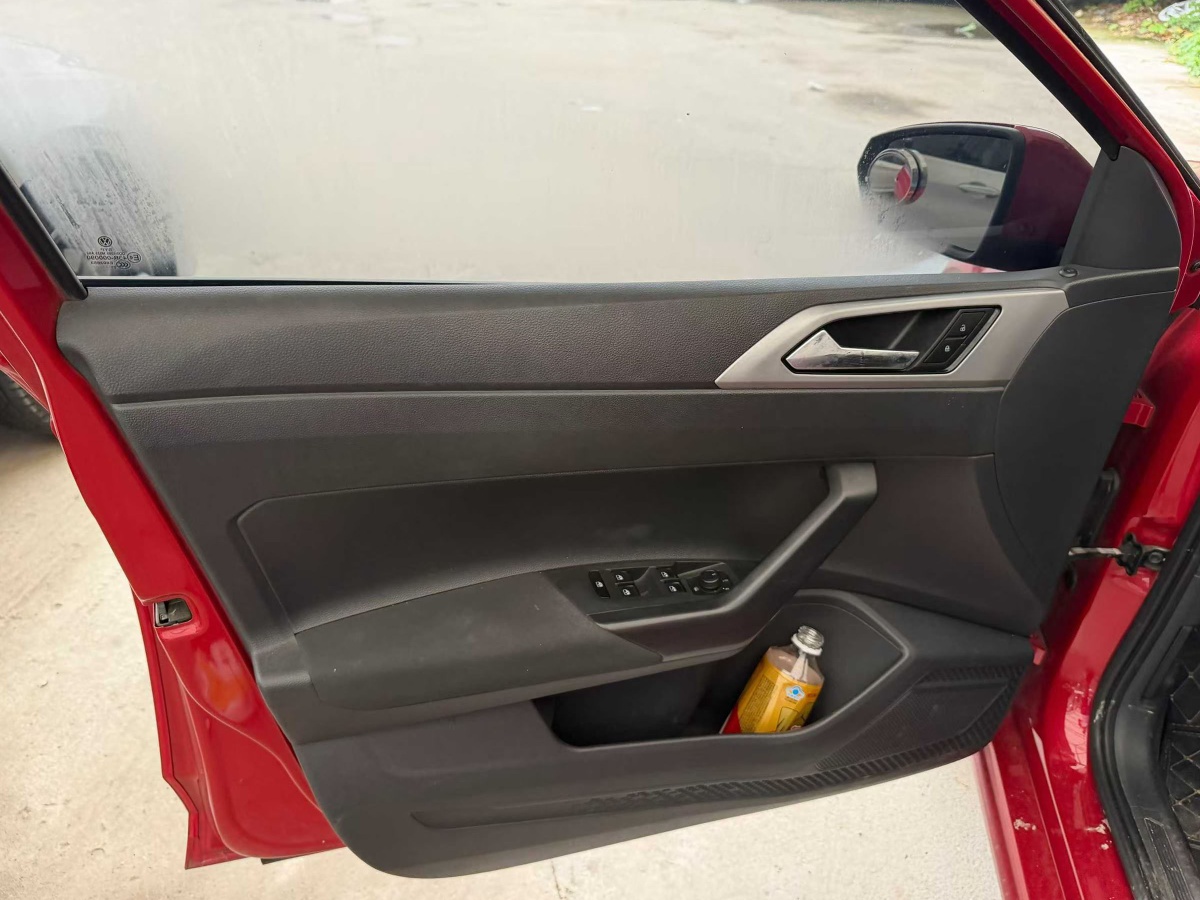 Volkswagen Polo 2021 car image #5