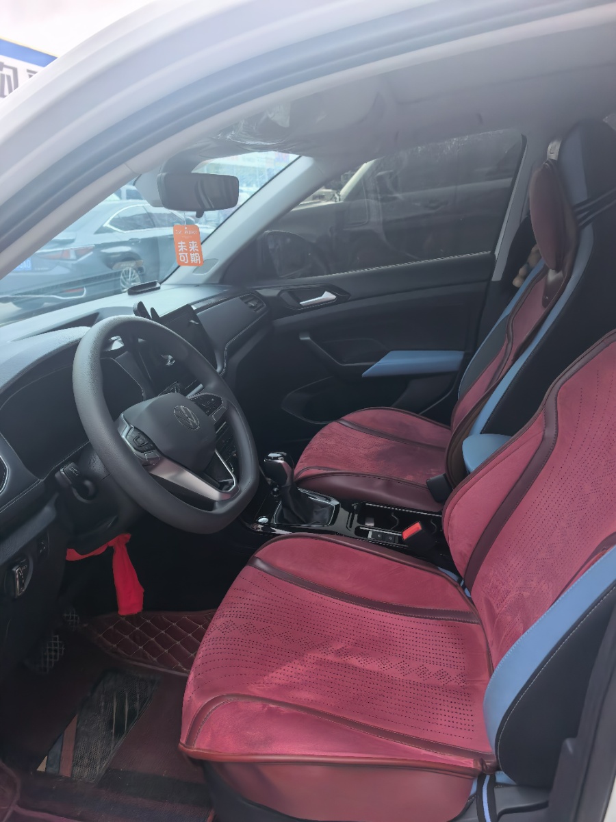 Volkswagen Tharu 2025 car image #3