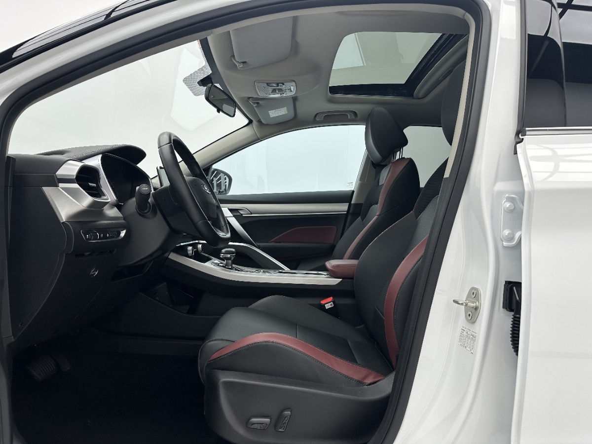 GEELY Coolray 2022 #5 GEELY Coolray 2022 car image #5