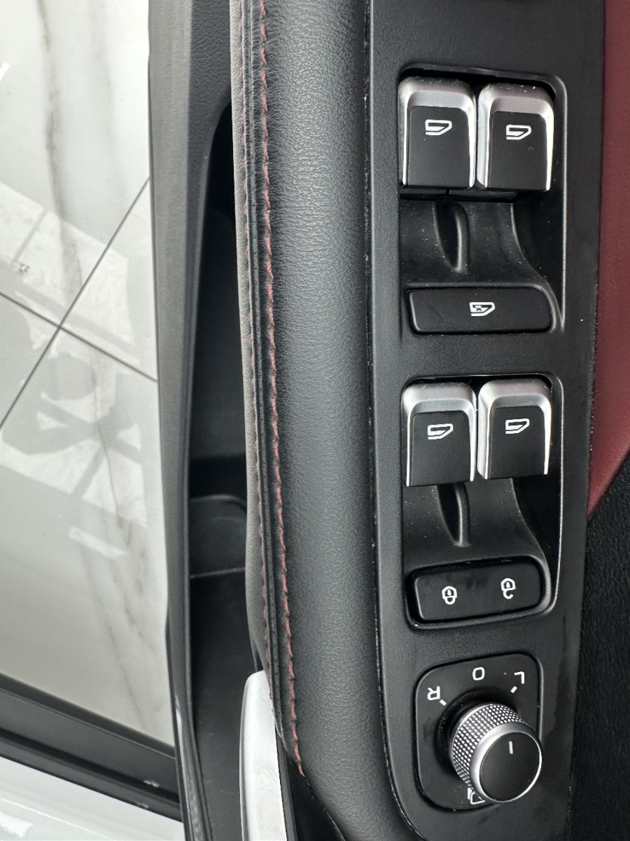 GEELY Coolray 2022 #12 GEELY Coolray 2022 car image #12