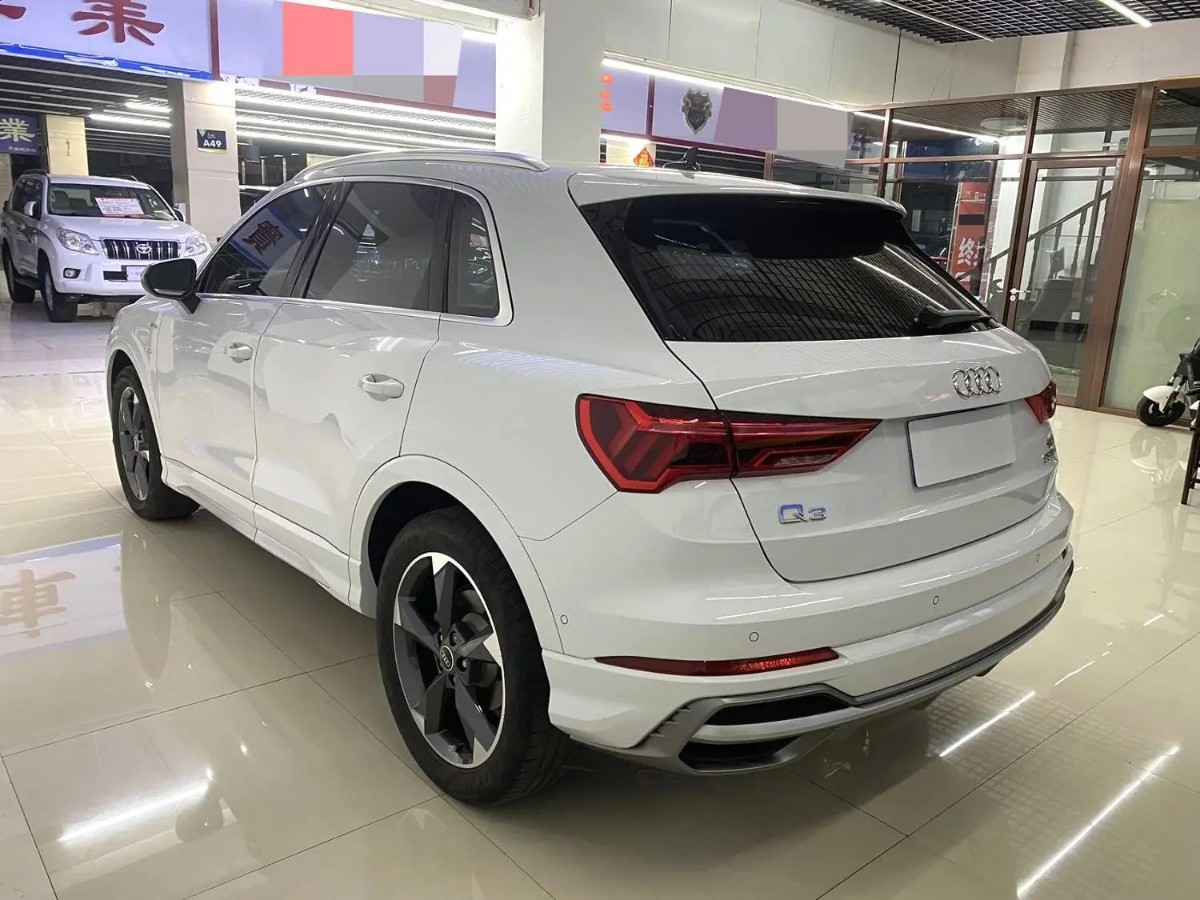 Audi Q3 2022 #6 Audi Q3 2022 car image #6