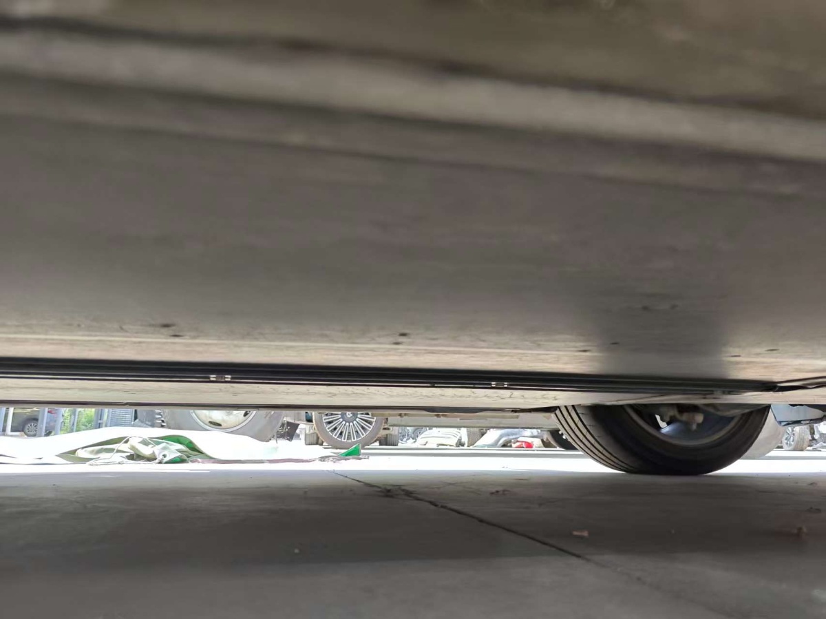 Tesla Model 3 2025 car image #8