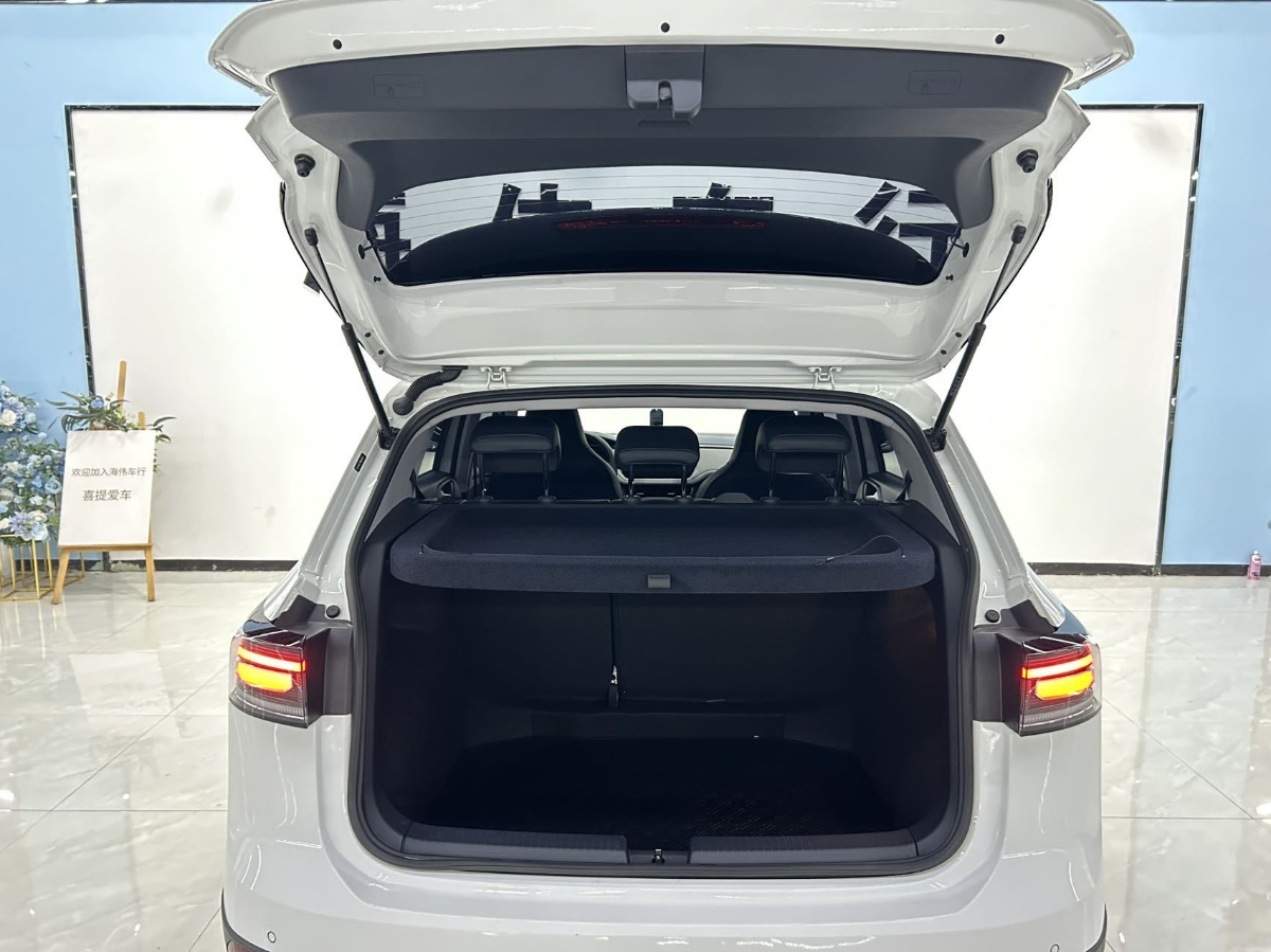 Volkswagen Tharu 2024 car image #8