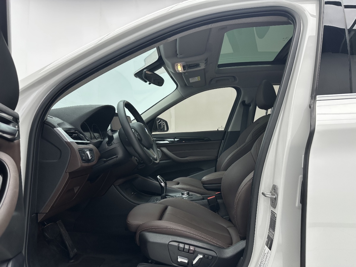 BMW X1 2022 car image #5