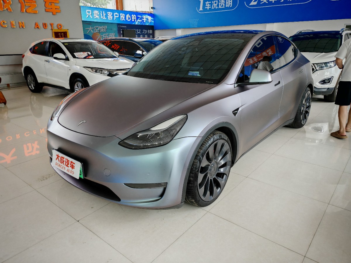 Tesla Model Y 2023 Tesla Model Y 2023 immagine di auto