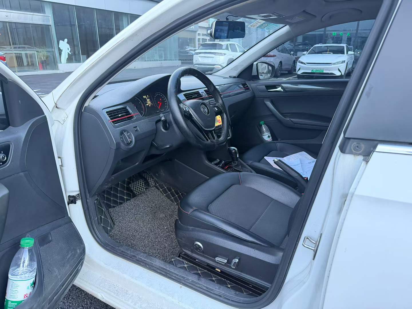 Volkswagen Santana 2018 car image #4