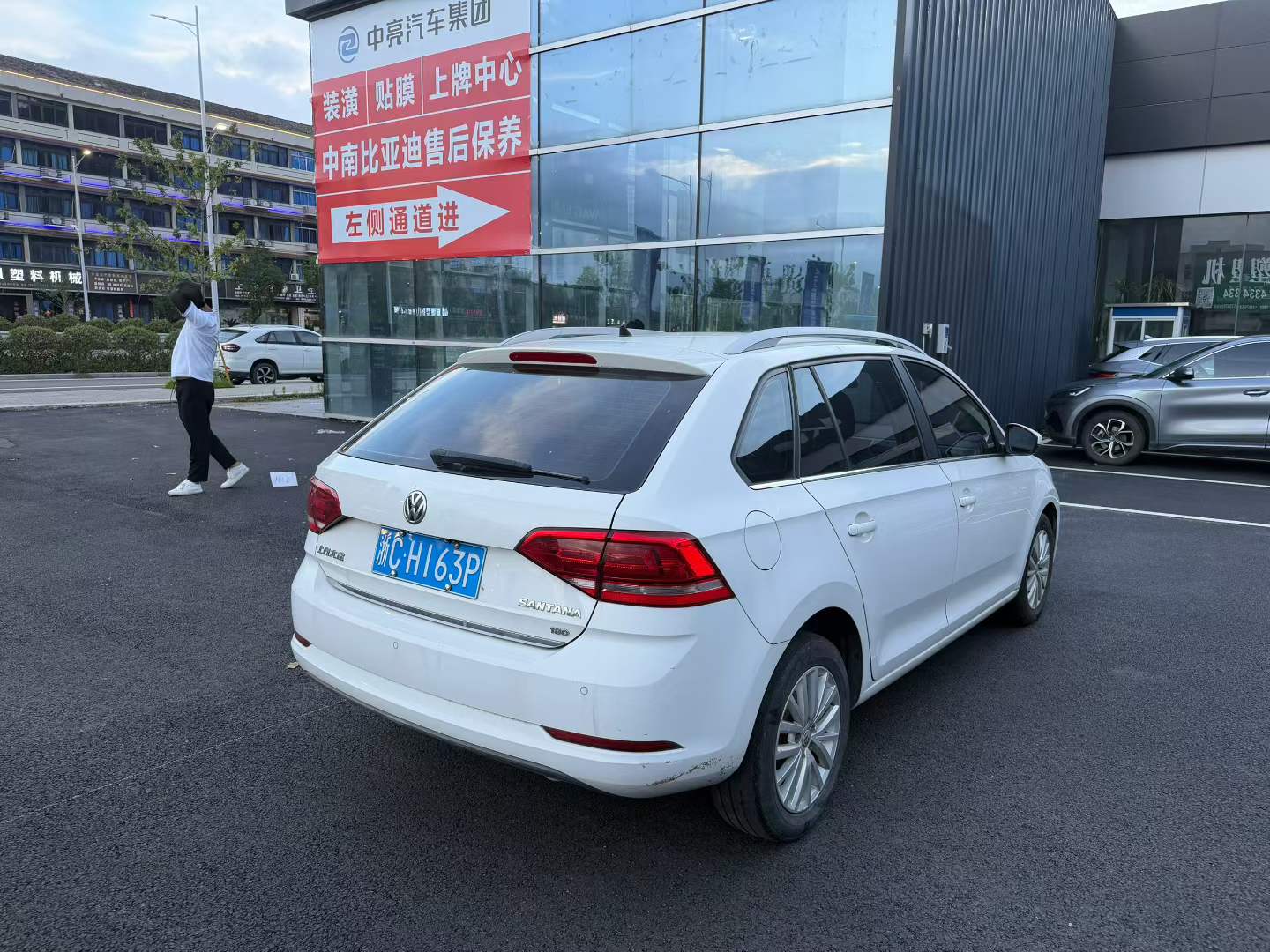 Volkswagen Santana 2018 car image #8