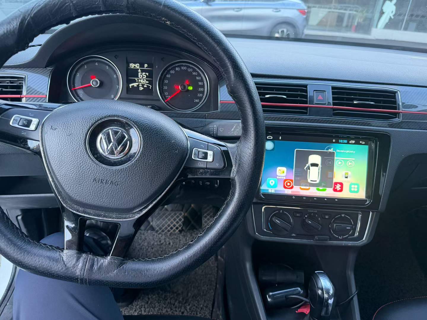 Volkswagen Santana 2018 car image #9
