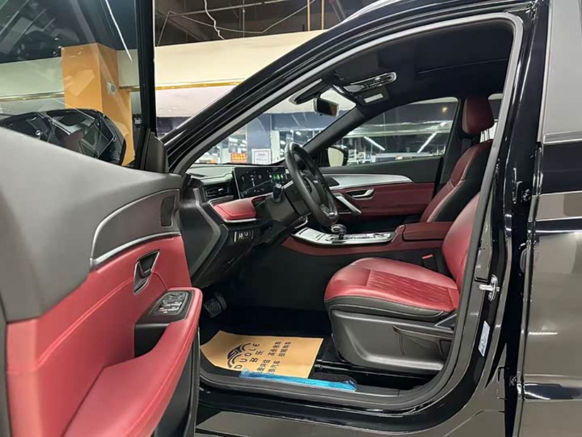 Jetour X70 PLUS 2025 #5 Jetour X70 PLUS 2025 car image #5