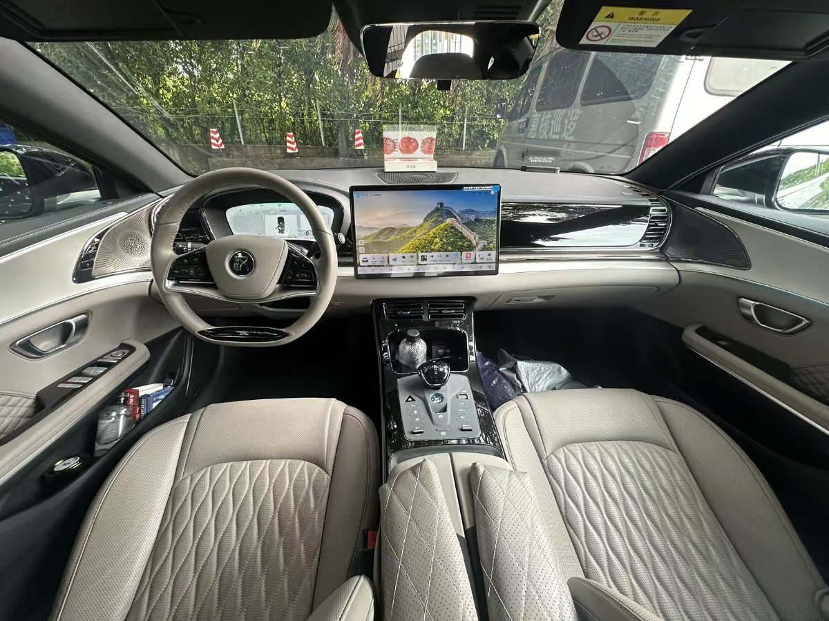 BYD Han 2024 car image #5