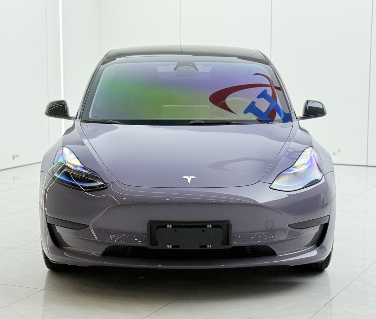 Tesla Model 3 2023 car image 