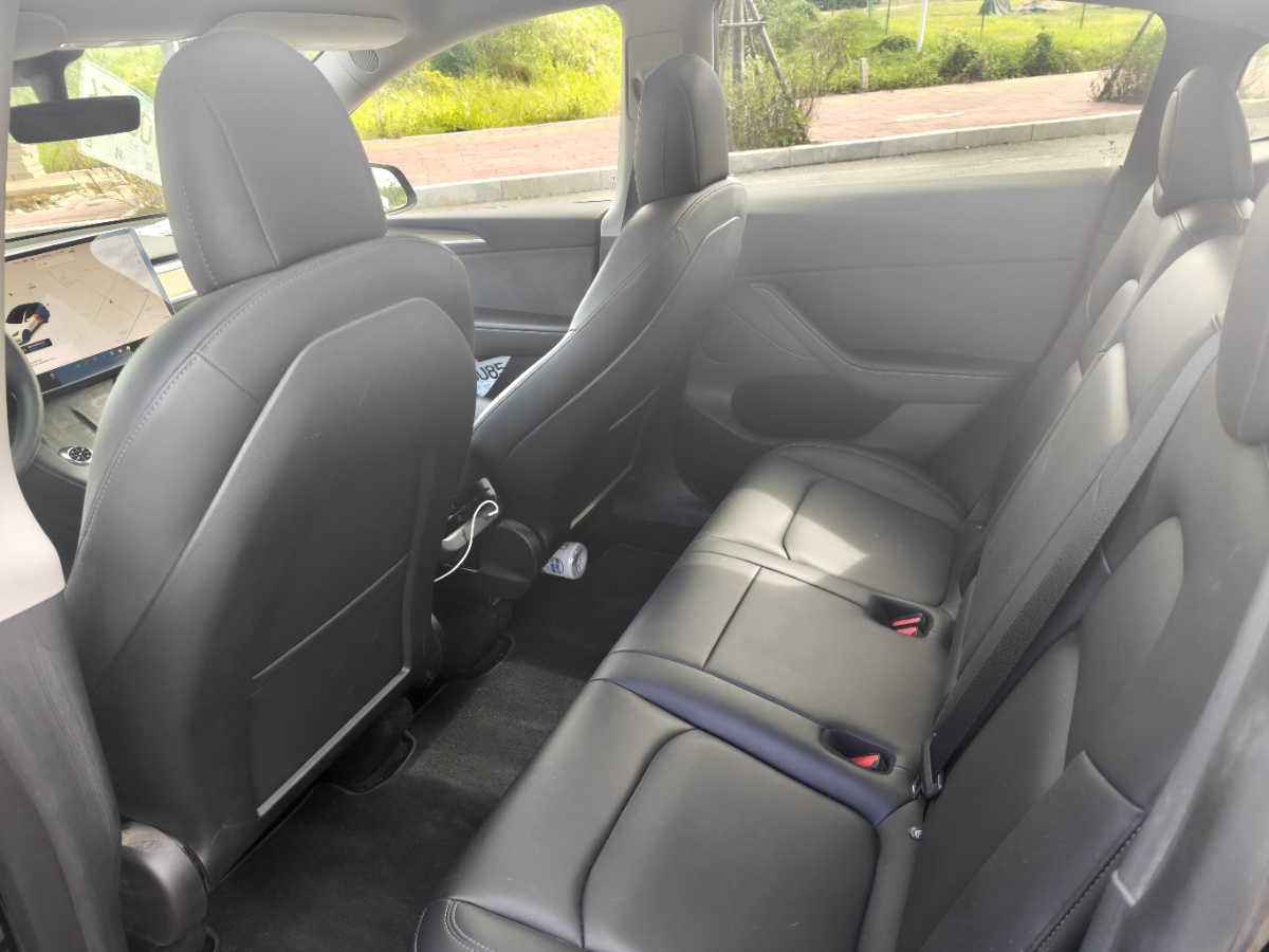 Tesla Model Y 2021 #5 Tesla Model Y 2021 car image #5