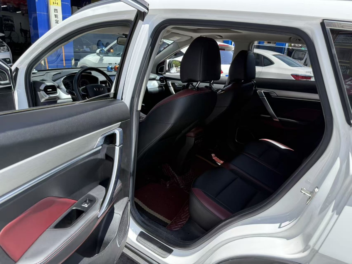 GEELY Coolray 2021 #3 GEELY Coolray 2021 car image #3