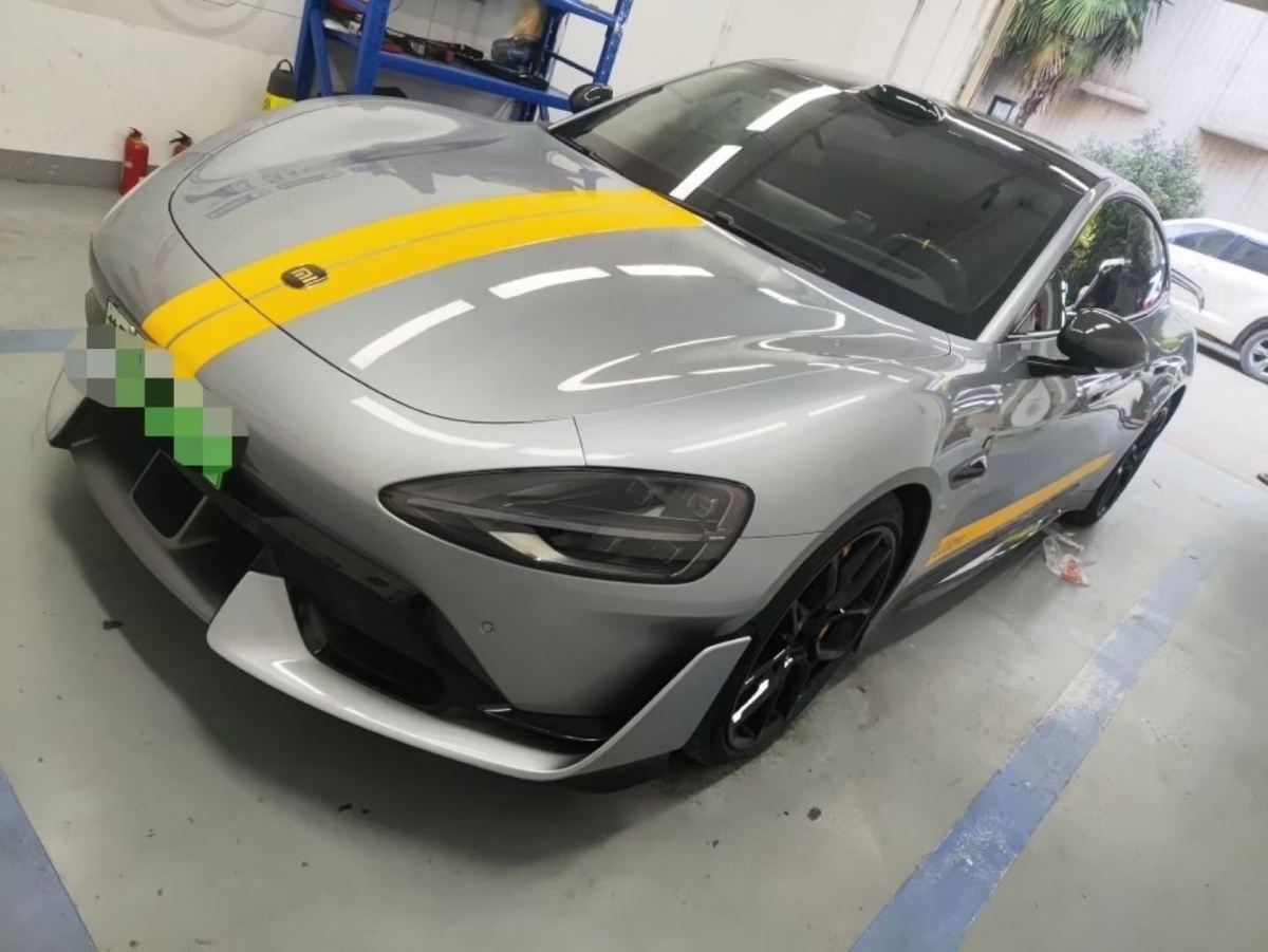 小米汽车 小米SU7 Ultra 2025 汽车图片 